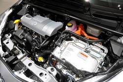 Технические характеристики экомобиля Toyota Yaris Hybrid    